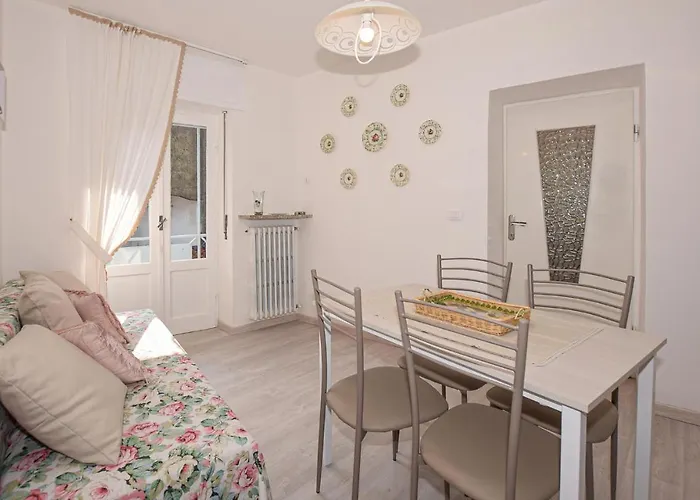 Casa In Collina شقة *